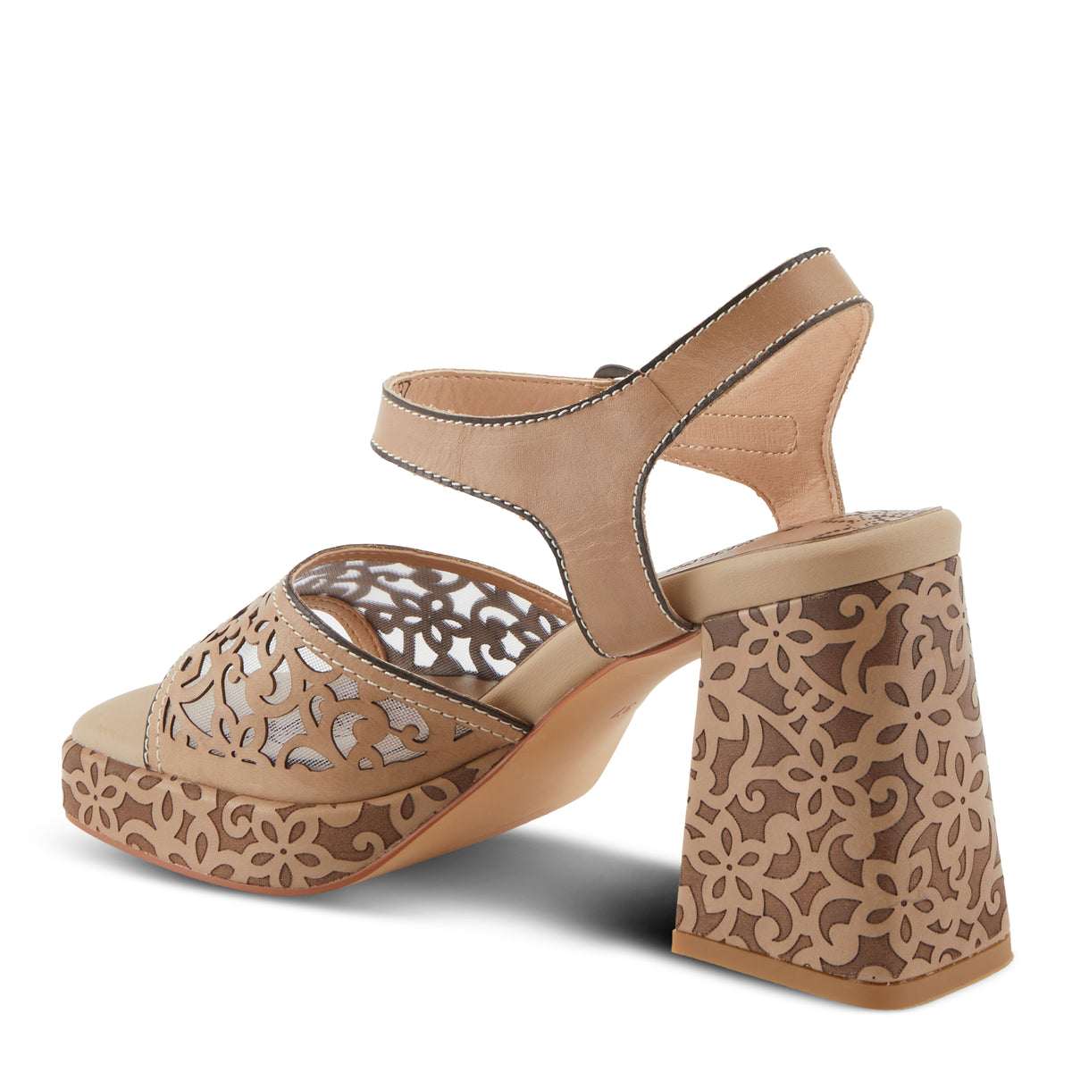 L'Artiste L'ARTISTE SAVYCHIC SANDALS sandal in beige with handcrafted leather design
