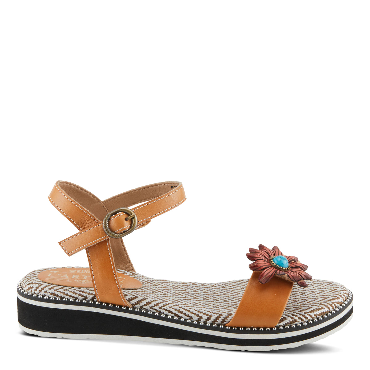 L'Artiste L'ARTISTE TILTON SANDALS sandal in camel with handcrafted leather design
